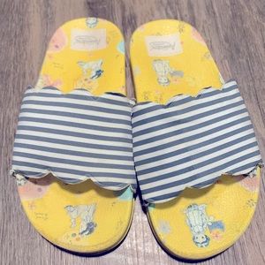 Disney Animators toddler slides size 11/12